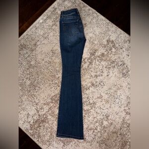 Shyanne Mid Rise Women's Classic Boot Cut Jeans